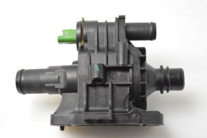 Mazda 3 (2003–2009) Kühlmittelthermostat 9647767180 - 5