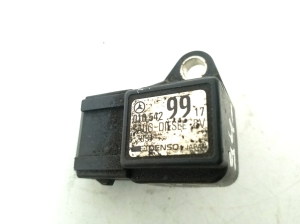 Mercedes Benz C-Class 202 (1993–2001) Sonstiger Sensor A0105429917 - 2
