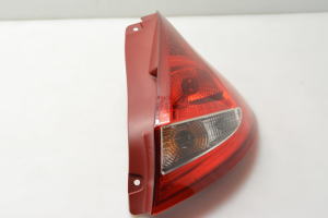 Ford Fiesta VI (2008–2017) Eckleuchte hinten 8A6113404A - 4