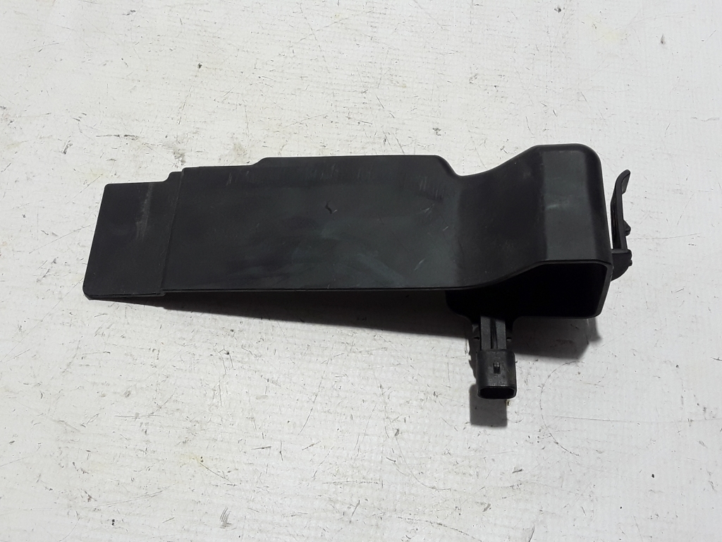 VOLVO V60 1 generation (2010-2020) Radiator air diverter 31383696 22412720