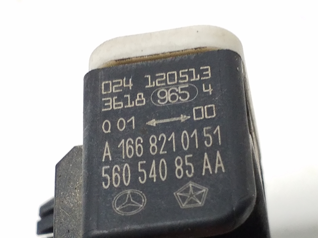 MERCEDES-BENZ B-Class W246 (2011-2020) SRS Indicator A1668210151 21921879