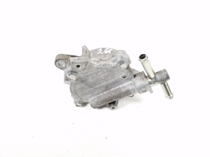 Mitsubishi Outlander (2012–2021) Vacuum pump 2020A039 - 2