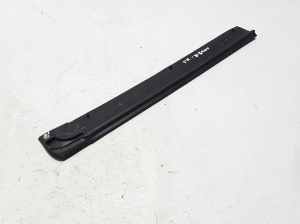  Rear side door sealing rubber 