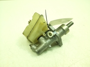 Mercedes Benz C-Class 202 (1993–2001) Brake master cylinder A0054306401 - 3