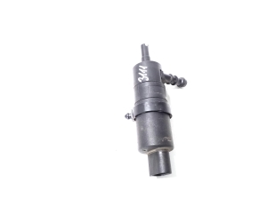 Mercedes Benz B-Class 246 (2011–2017) Front windshield washer pump A2048690021 - 2