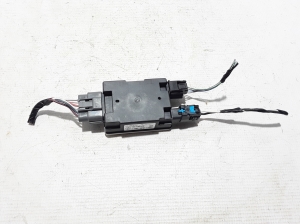  Fuel pump control module 