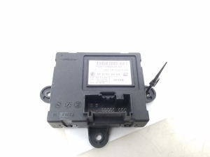  Rear side door control unit 