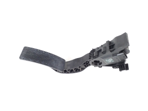 Mercedes Benz B-Class 246 (2011–2017) Accelerator pedal A2463001904 - 4