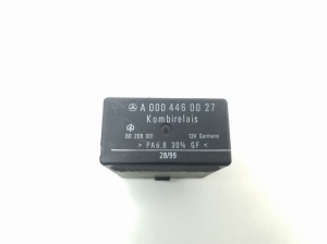 Mercedes Benz Vito 638 (1996–2003) Steuergerät A0004460027 - 3