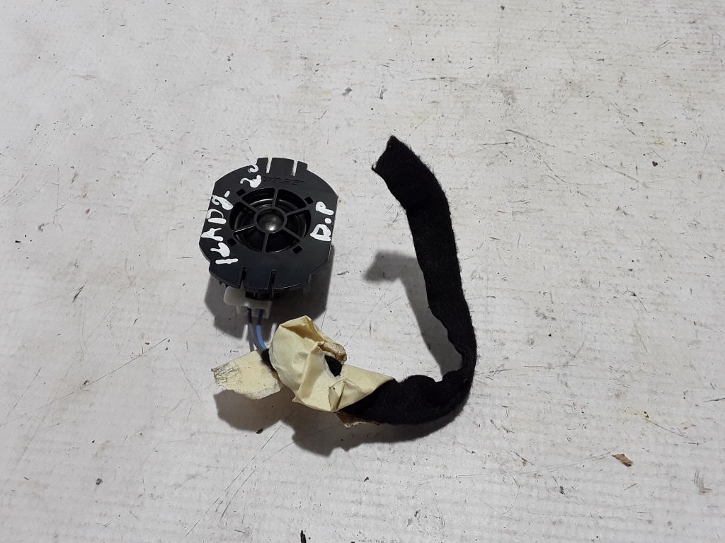 Used RENAULT Kadjar Front door speaker 281480008R