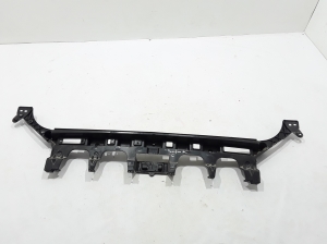   Rear bumper bracket 