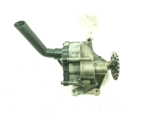 Mercedes Benz Vito 638 (1996–2003) Ölpumpe A6061810801 - 2
