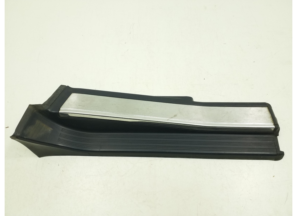 Mercedes Benz S-Class 140 (1991–1998) Inner sill trim A1406800435 Mercedes Benz S-Class 140 (1991–1998) Inner sill trim A1406800435