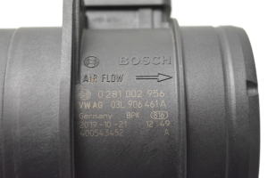 Volkswagen Passat B8 (2014–2023) Luftmassenmesser 03L906461A - 4