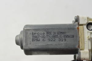 BMW 5 SERIES E60 (2003–2010) Rear side door window regulator motor 6922319 - 3