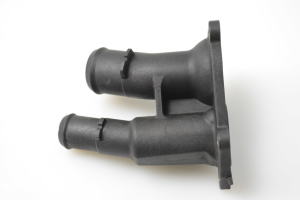 Ford Fiesta VI (2008–2017) Termostaadi korpus 2S6G9K478BC - 3