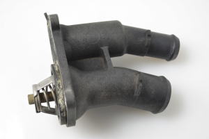 Ford Fiesta VI (2008–2017) Termostaadi korpus 2S6G9K478BC - 3