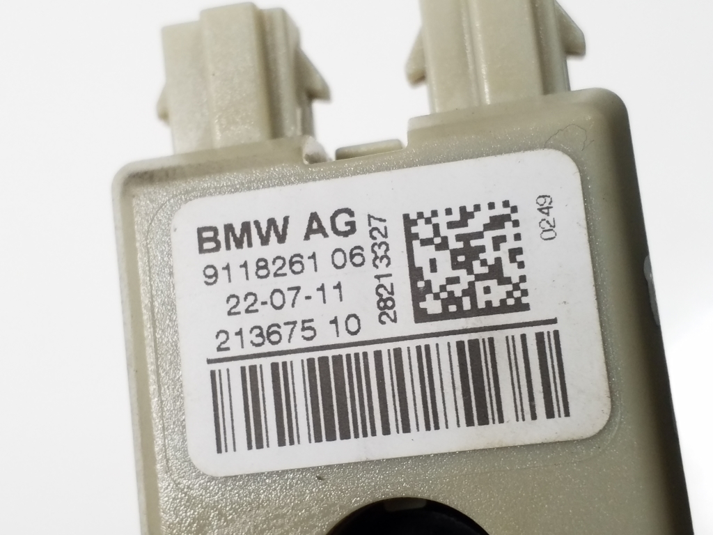BMW 7 Series F01/F02 (2008-2015) Bootlid Antenna Amplifier 9118261 21921716