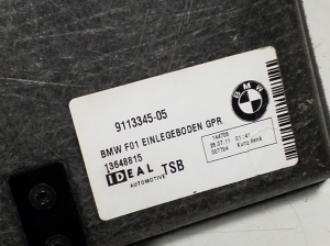 BMW 7 SERIJA F01 (2008–2015) Pakiruumi vaip 9113345 - 2