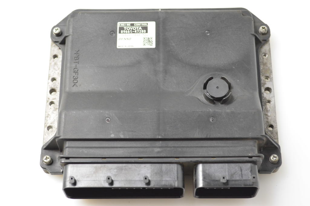 TOYOTA Prius W30/35 (2009–2015) Motorsteuergerät 8966147280 TOYOTA Prius W30/35 (2009–2015) Motorsteuergerät 8966147280