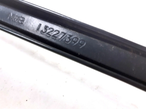 Opel Insignia (2008–2017) Windshield wiper arm 13227399 - 3