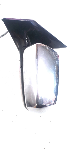 Küljepeegel ja selle osad - 012286