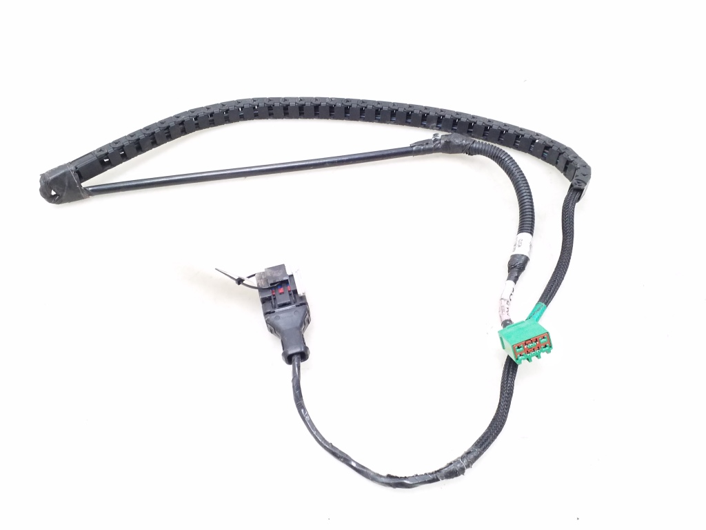 Dodge Caravan IV (2001–2007) Sonstiges Teil der Schiebetür 04868122AB Dodge Caravan IV (2001–2007) Sonstiges Teil der Schiebetür 04868122AB
