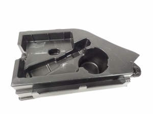   Key case in the trunk and its details 