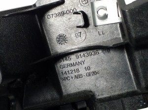 BMW 7 SERIJA F01 (2008–2015) Salona paneļa cita detaļa 9143936 - 5