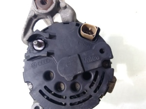 Volkswagen Passat B5 (1997–2005) Alternator 06B903016D - 3