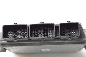 Ford Focus (2004–2011) Engine control unit 6M5112A650YB - 4