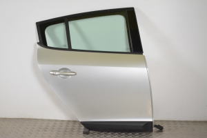 Rear side doors