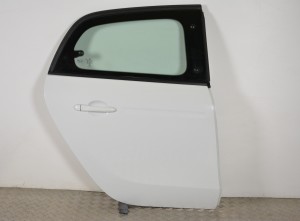  Rear side doors 