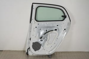  Rear side doors 