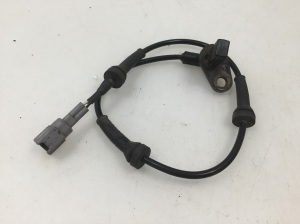 Aizmugurējais ABS sensors - 47900EQ010