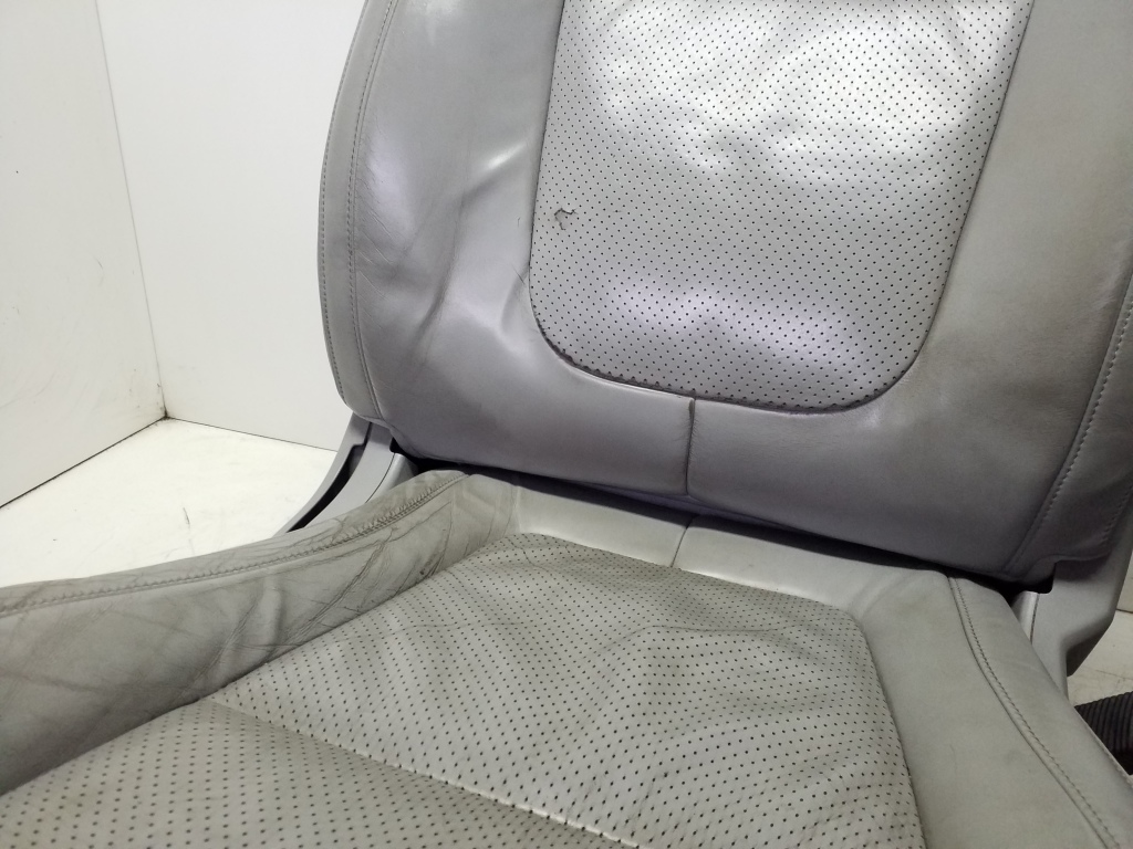 JAGUAR XF Вътрешни седалки с комплект карти за врати 25092012