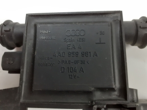 AUDI A8 D2 (1994–2002) Kesklukustuse juhtplokk 4A0959981A - 2