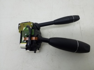 Mercedes Benz C-Class 204 (2007–2014) Lüliti ja selle osad A2049000504 - 2