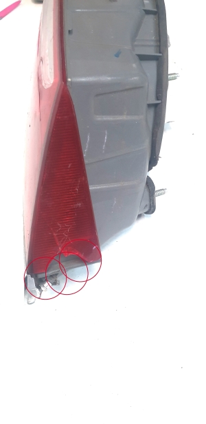 Hyundai i40 (2011–2026) Tagatuli tagaluugil 924043Z001 - 3
