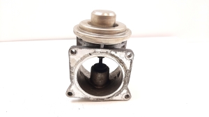  EGR valve 