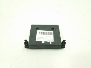 Mercedes Benz Sprinter /906/ (2006–2018) Front door control unit A9068203526 - 2