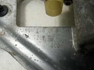 Mercedes Benz Sprinter /906/ (2006–2018) Priekšējo durvju logu pacēlājs un tā daļas - 3
