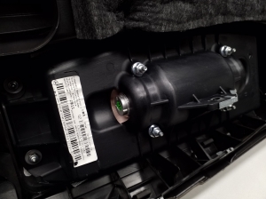 Mercedes Benz C-Class 204 (2007–2014) Salona panelis (torpēda) un tā detaļas A2046805887 - 4