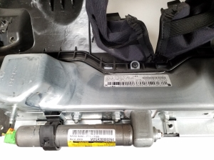 Mercedes Benz C-Class 204 (2007–2014) Dashboard and its parts A2046805887 - 3