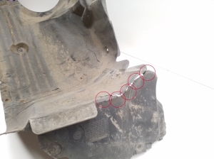 Mercedes Benz C-Class 203 (2000–2007) Front wheel arch liner, front section A2038840522 - 3
