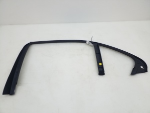 Mercedes Benz C-Class 204 (2007–2014) Sonstiges Teil der hinteren Seitentür A2047350171 - 2
