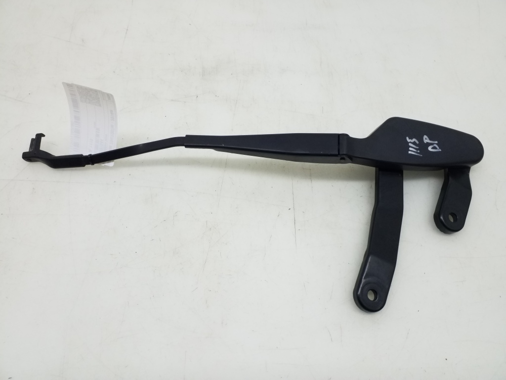 MERCEDES-BENZ C-Class W204/S204/C204 (2004-2015) Front Wiper Arms A2048201544 20978210