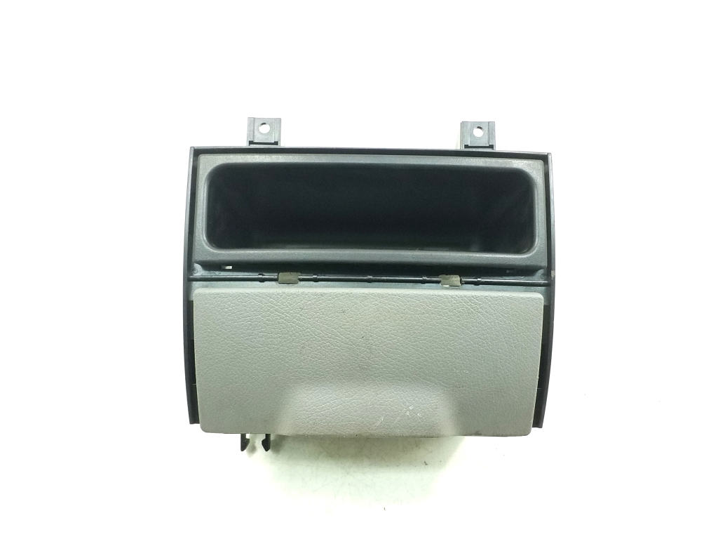 Mercedes Benz Sprinter /906/ (2006–2018) Getränkehalter A9068100028 Mercedes Benz Sprinter /906/ (2006–2018) Getränkehalter A9068100028