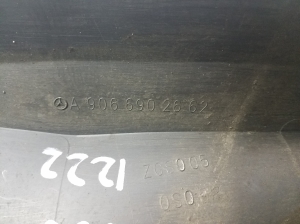 Mercedes Benz Sprinter /906/ (2006–2018) Beplankung Zierleiste Kotflügel A9066902662 - 2