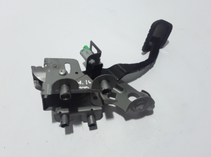RENAULT Talisman II (2015–2026) Piduripedaal 465013467R - 4